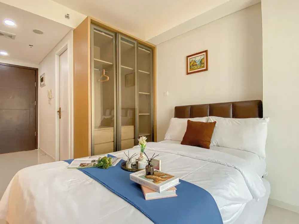 Studio Room Near Kalideres Station At Daan Mogot City Apartment