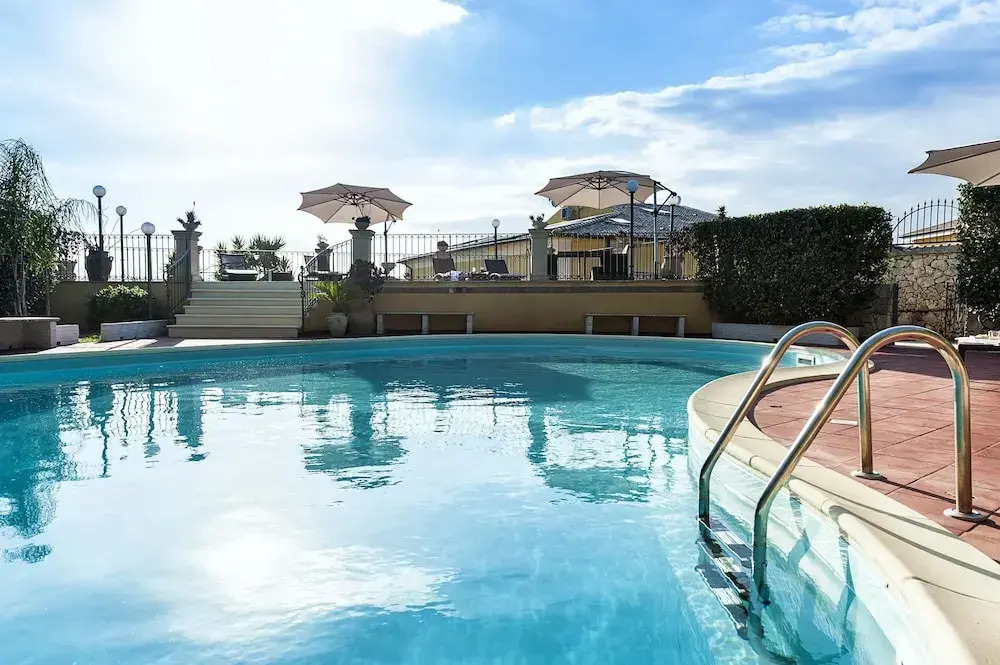 Villa Carolina