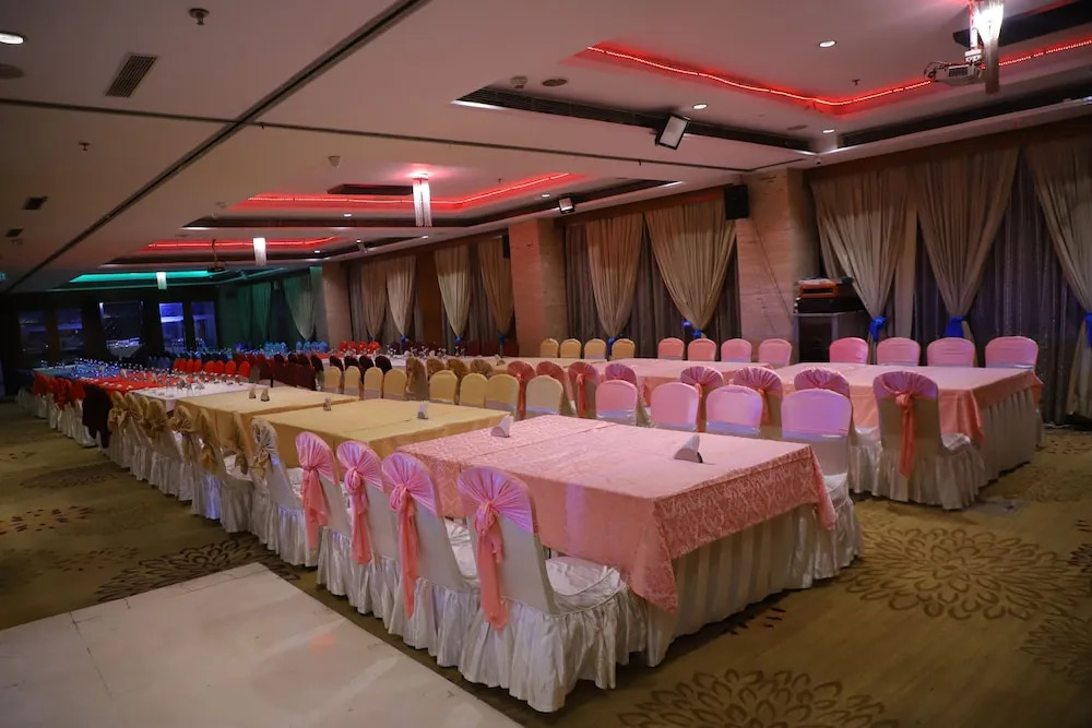 Best Western Skycity Hotel