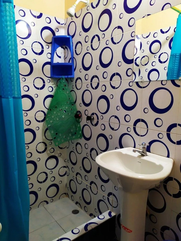 Hostal Latitud Ecuem