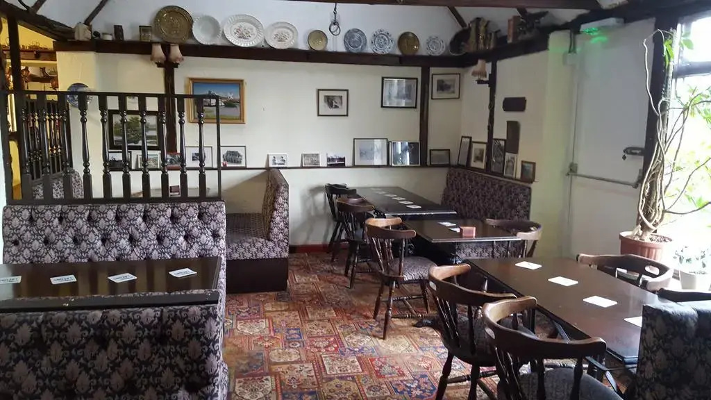 The BILLINGFORD HORSESHOES