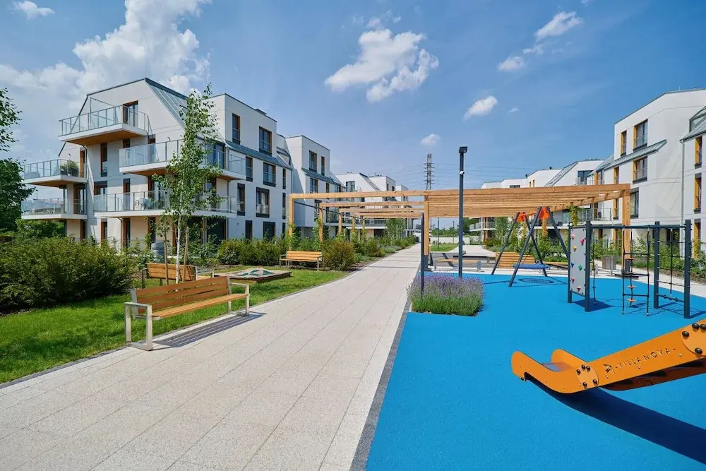Exclusive Two-level Apartment by Renters