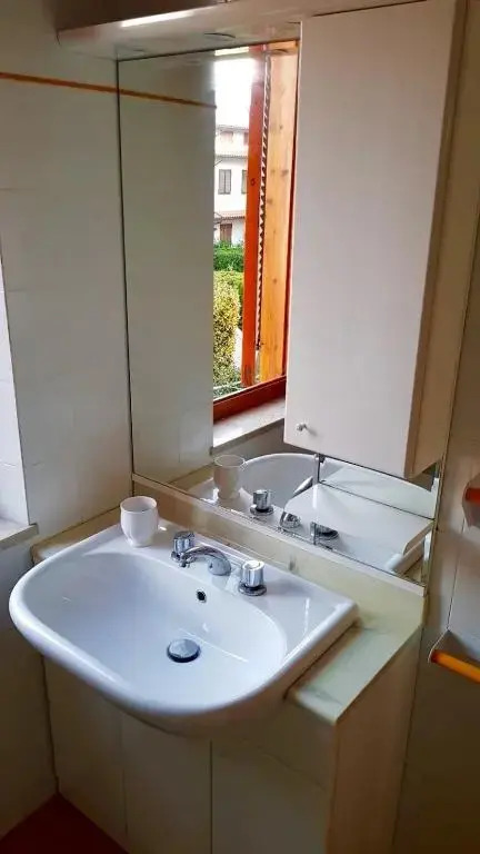 M219 - Marcelli, Trilocale Con Terrazzo a 150mt Dal Mare