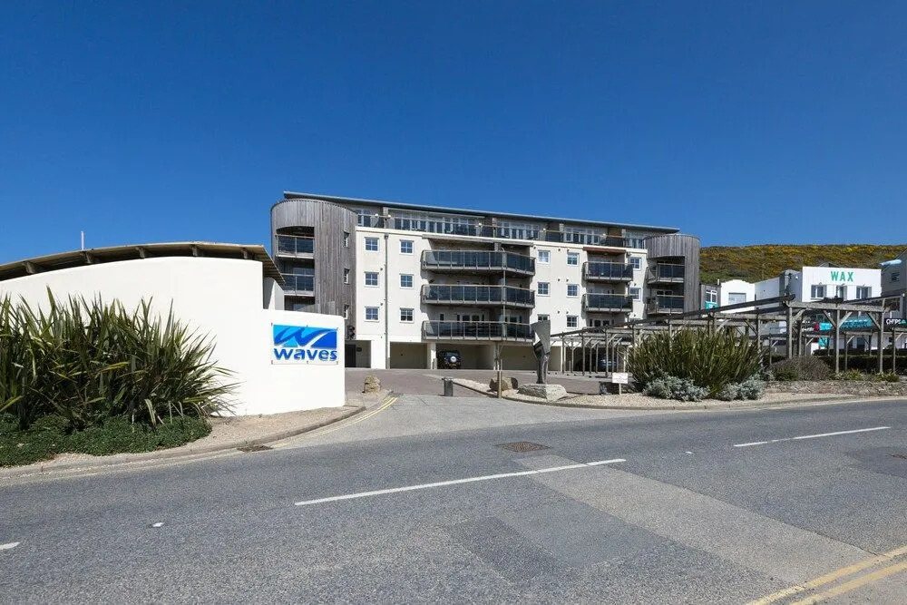 Waves Apartments