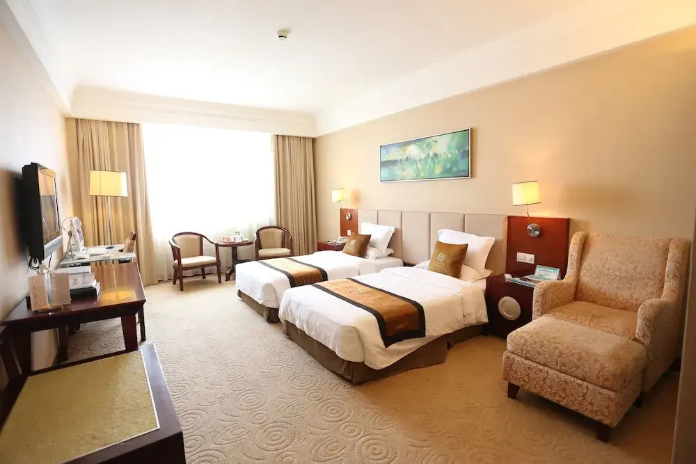 Royal Crown Hotel