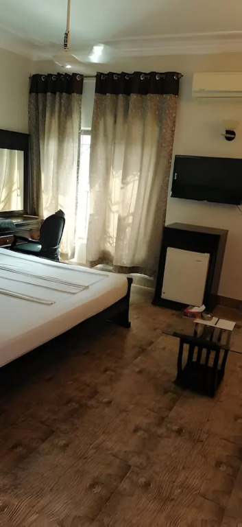 Family lodges Guest house in Islamabad