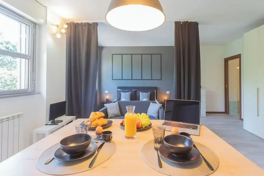Black Loft Como by Rent all Como