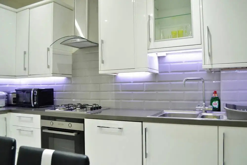 3 Bedroom House In Tooting With Garden