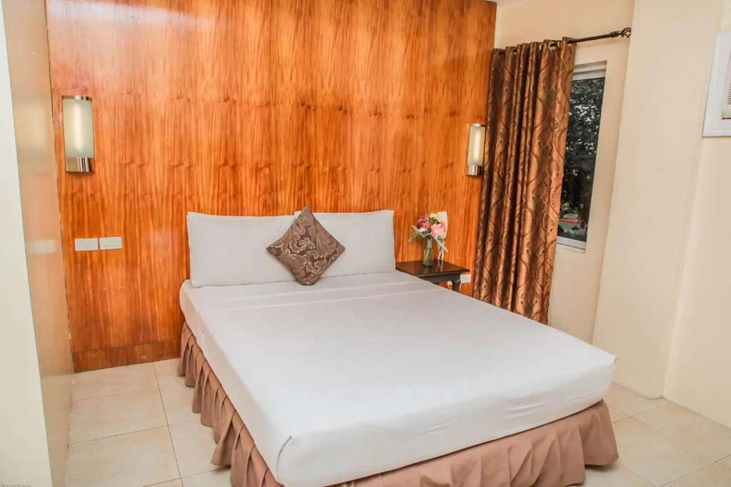 Viewpark Hotel Tagaytay