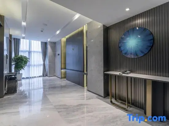 Ningbo Bochen Man Yue Hotel