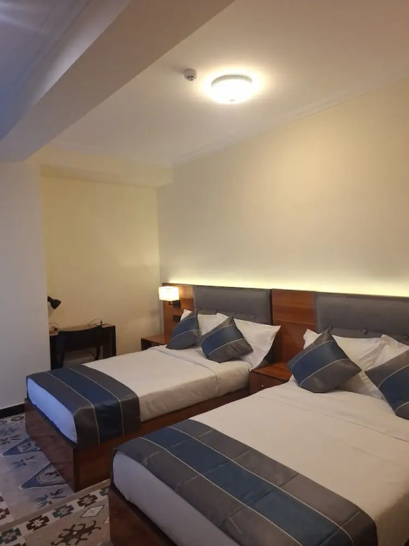 Point Central Hotel