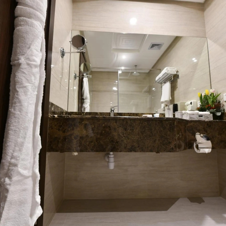 JUFFAIR BOULEVARD HOTEL & SUITES