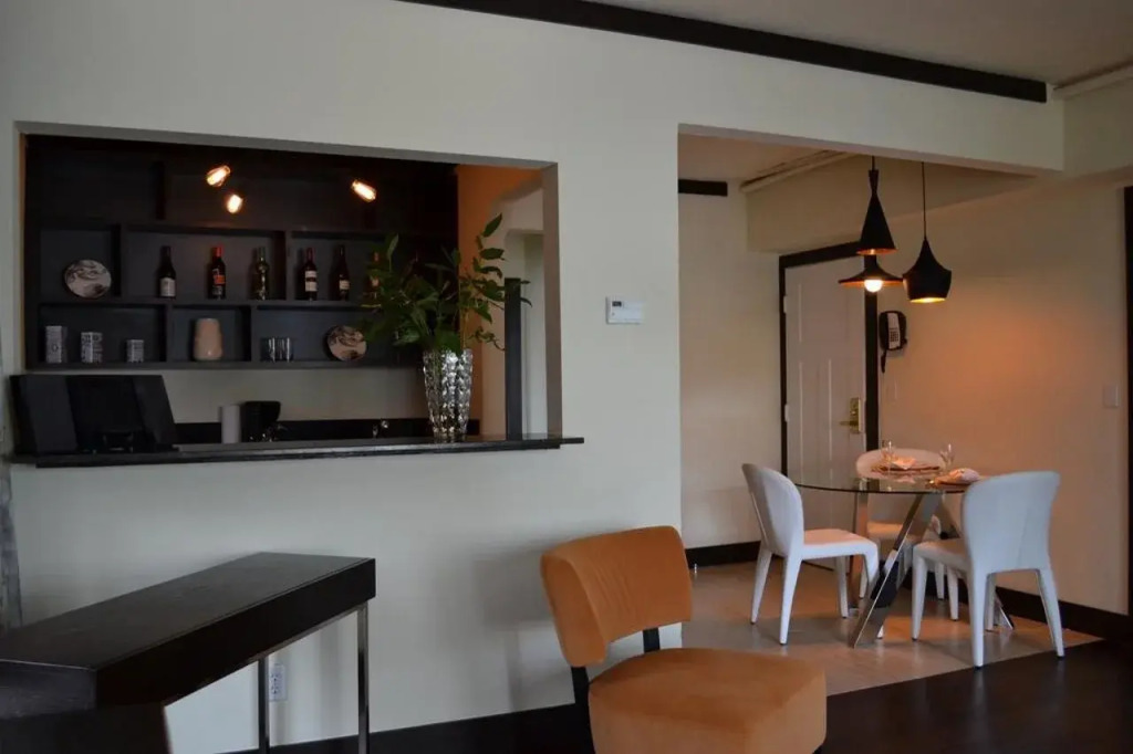 Lincoln Arms Suites