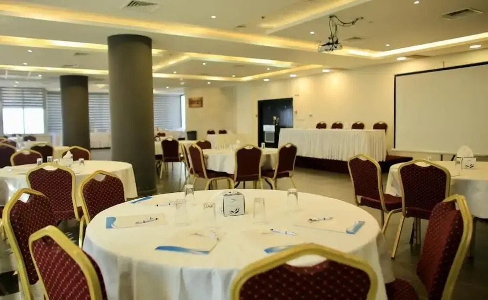 Caesar Hotel Ramallah