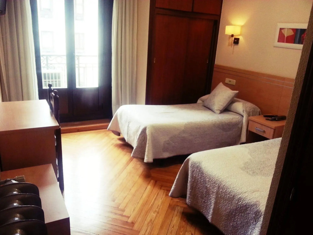 Hostal Avenida