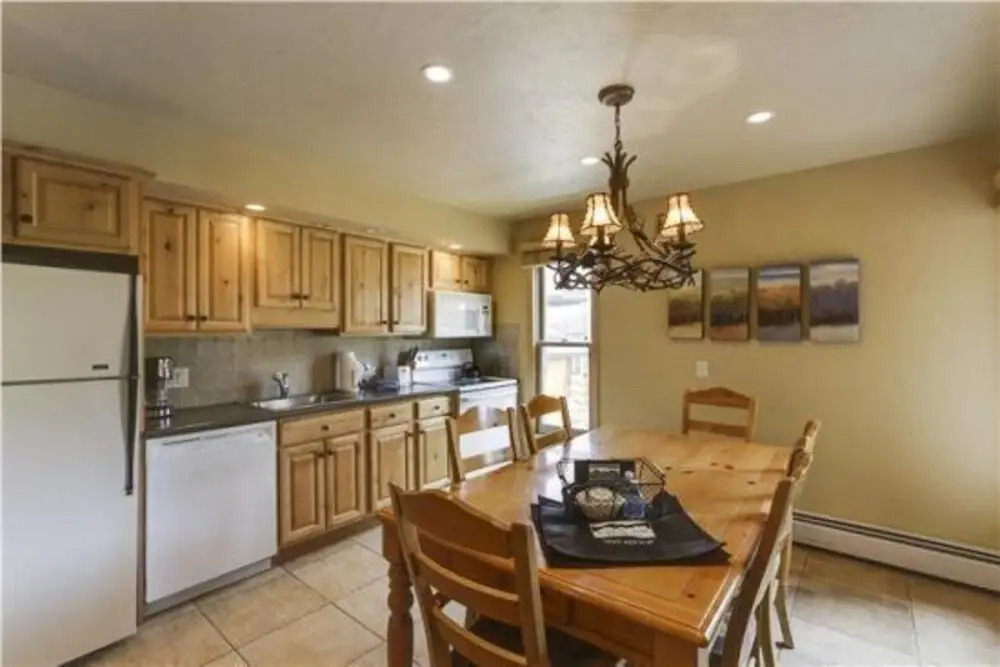 SkiWatch 103 - 2 Br Condo