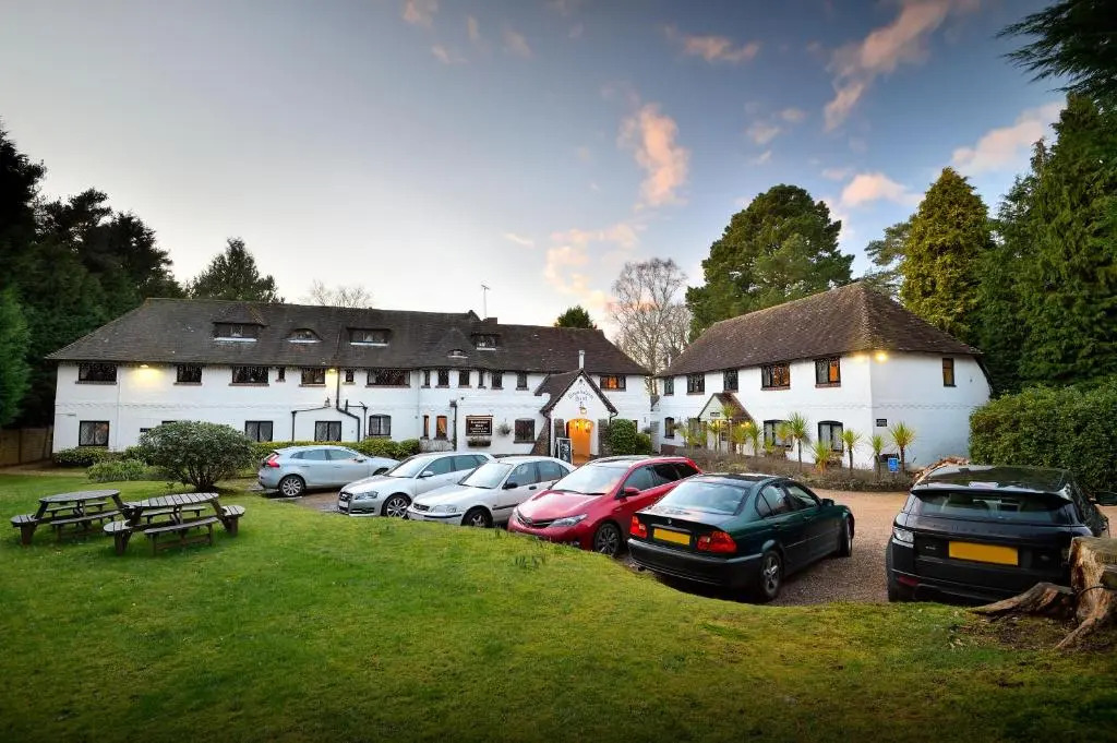 The Roundabout Hotel