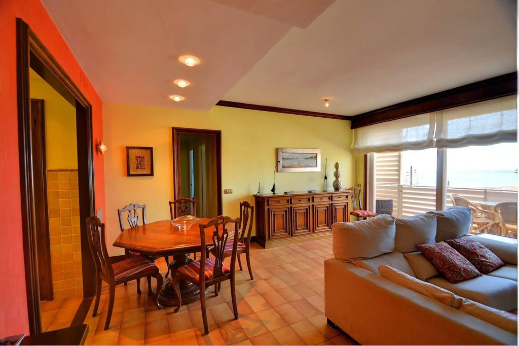 La Marina Sea Front Apartment by Hello Apartments Sitges