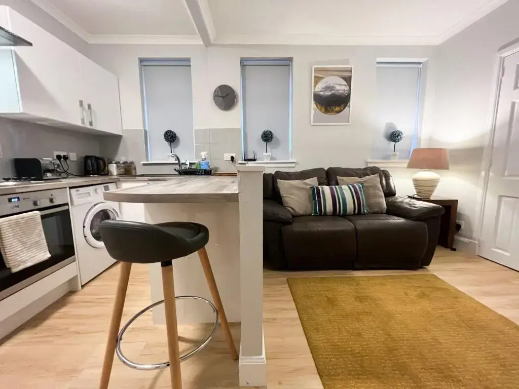 Glasgow 2 Bedroom Apartment