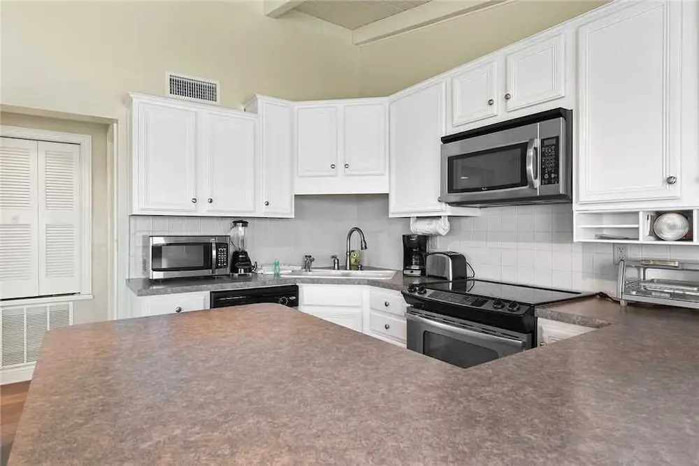 Coastal Charm, 2 Bedrooms, Ocean Front, Sleeps 6