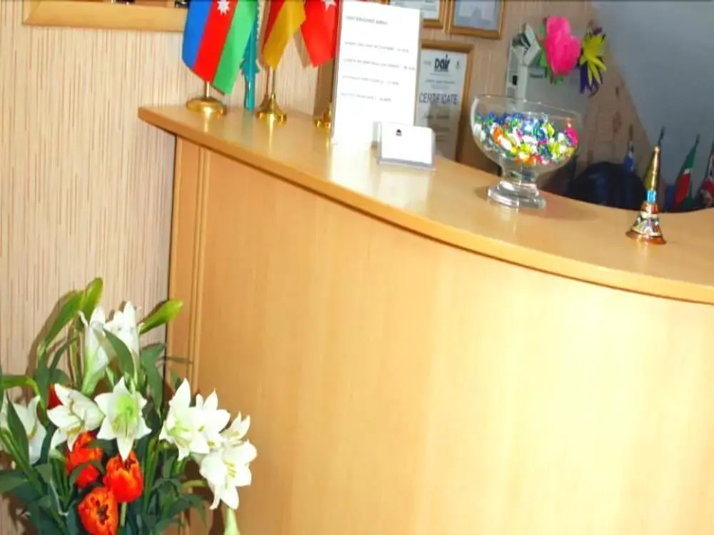 Guest House INN & Hostel