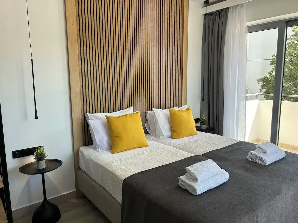 INCORSΟ - Smart Luxury Stay - Athens Airport - PassCode Late Self Check In