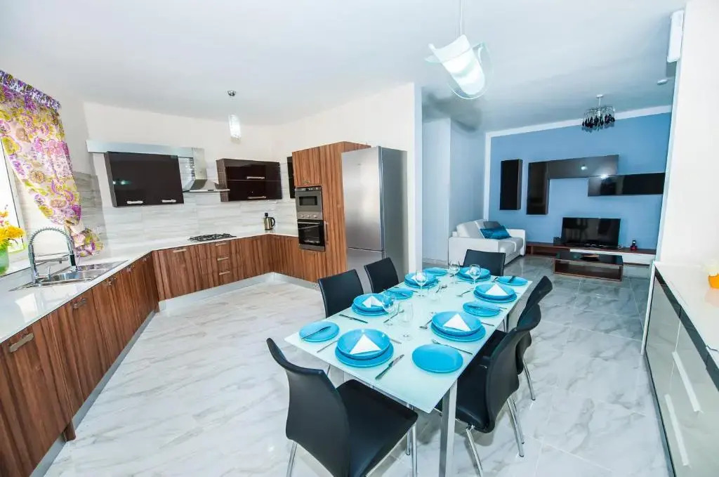 The Waves holiday apartment