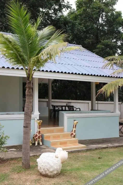 Luckydee House