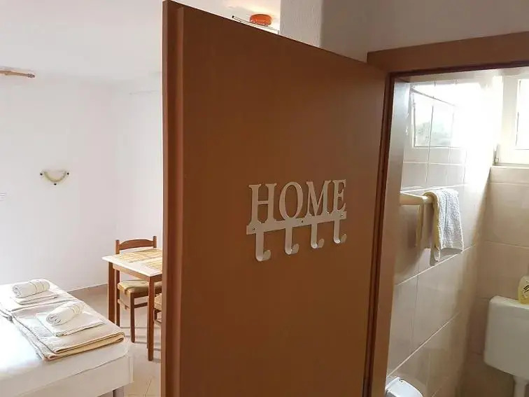 Apartmani Toni Poce