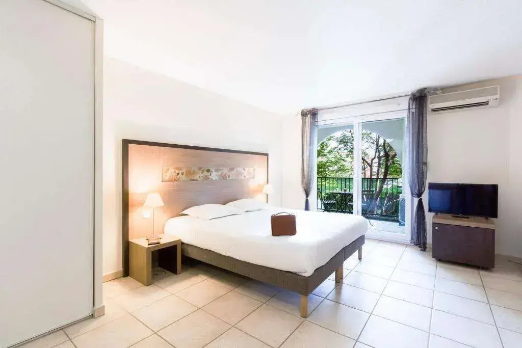 Appart'Hotel Garden & City Rousset