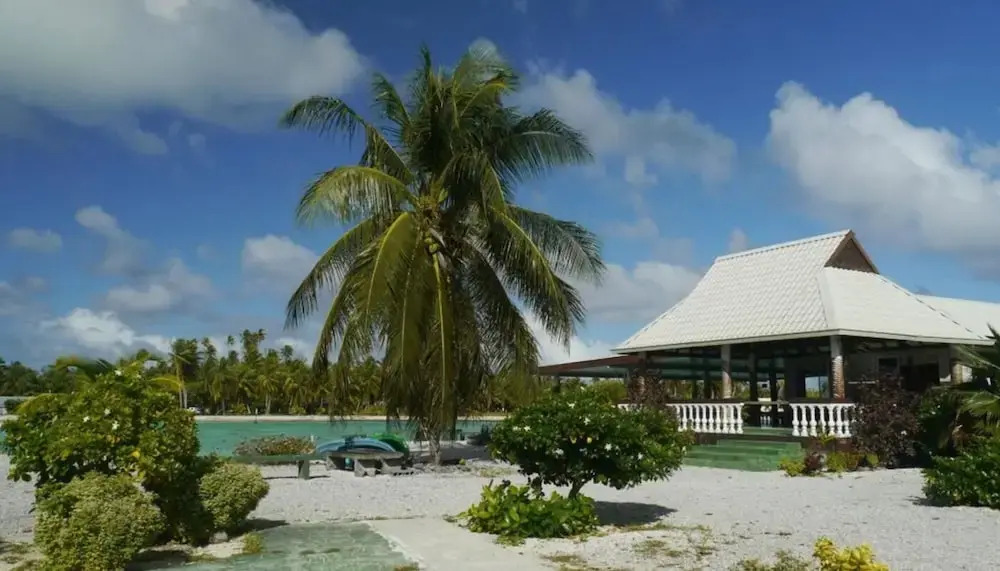 Mataiva Village