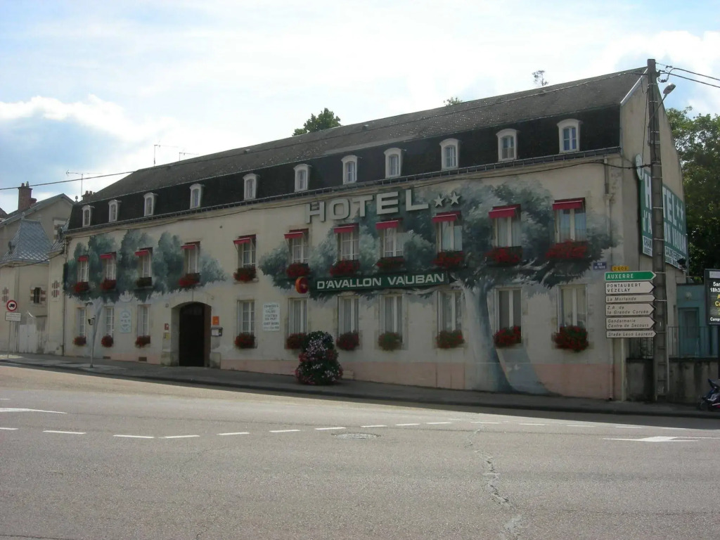 CitHotel Avallon Vauban