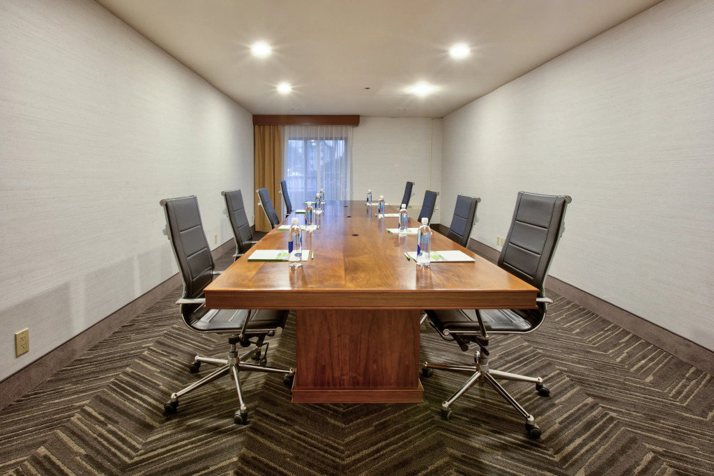 Отель Homewood Suites by Hilton Santa Maria