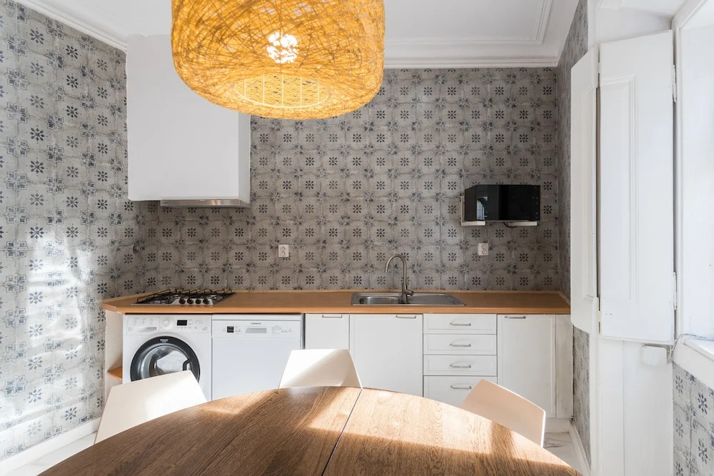 Alfama Tale 4 Bedroom Apartment wtih River View, by LU Holidays