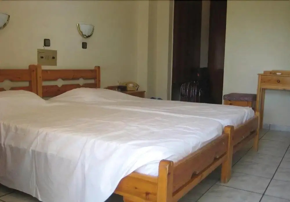 Frosini Hotel