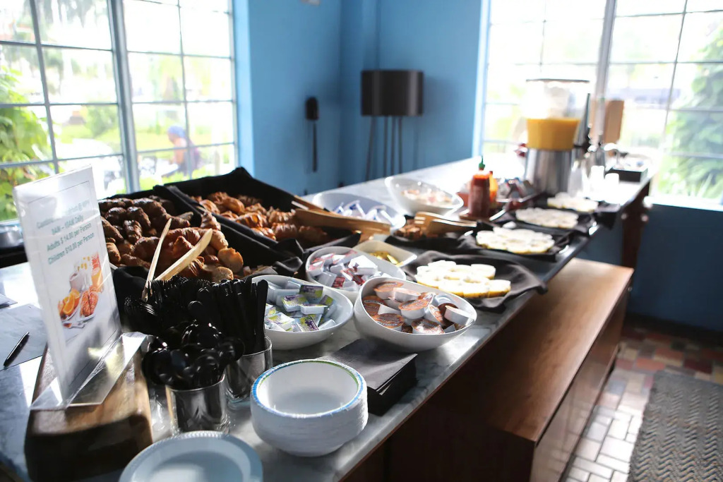 Kenmore Village Hotel, South Beach