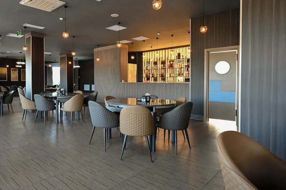 Grey Star Hotel