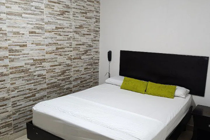 HOTEL TORREON AV