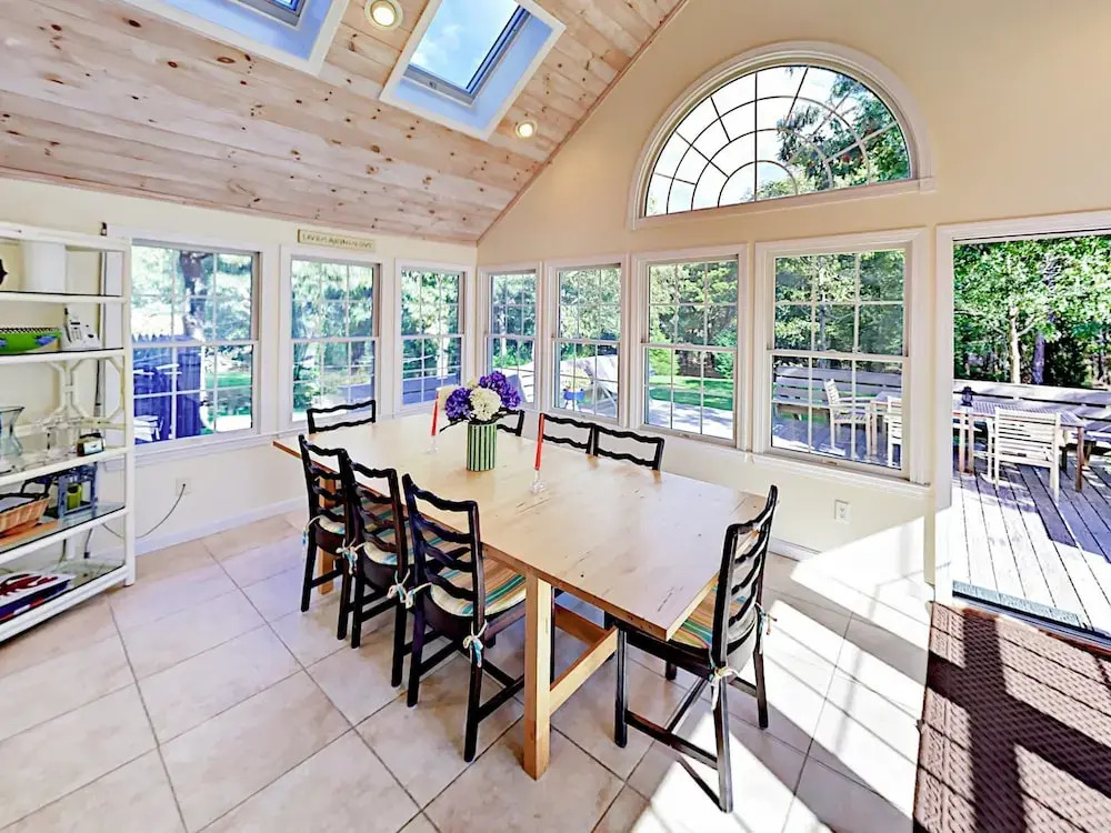 Walk to Beach: South Chatham Home