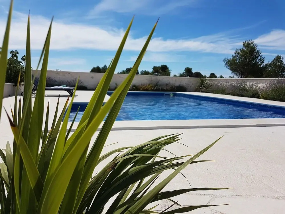 Luxury Villas Bachelors