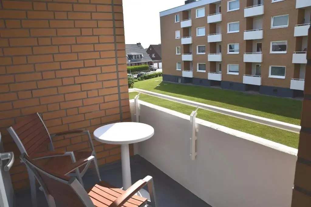 Die 2 Zimmerwohnung mit Balkon liegt in der 1 Etage und ist ideal für 2 bis 3 Personen