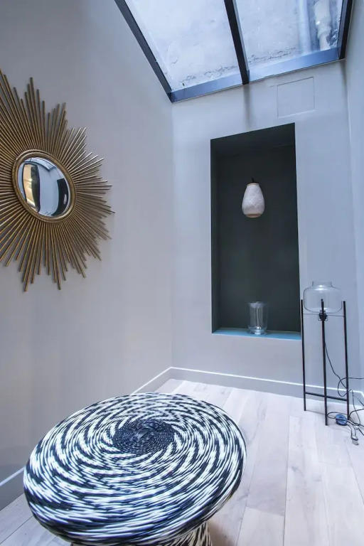 Luxury Apartment in Paris - République