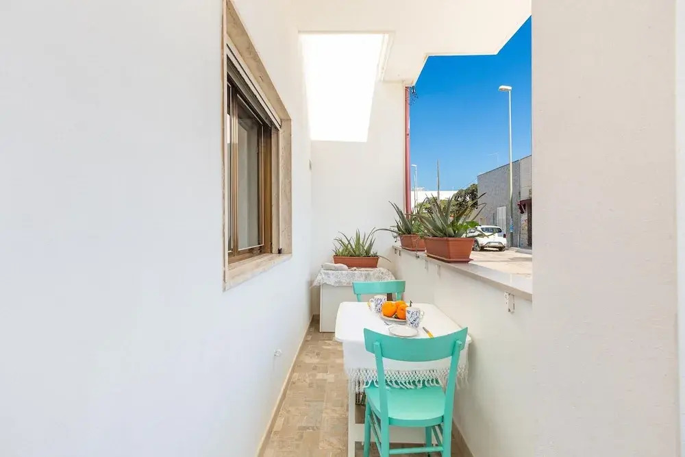 2759 Casa Leonard by Barbarhouse