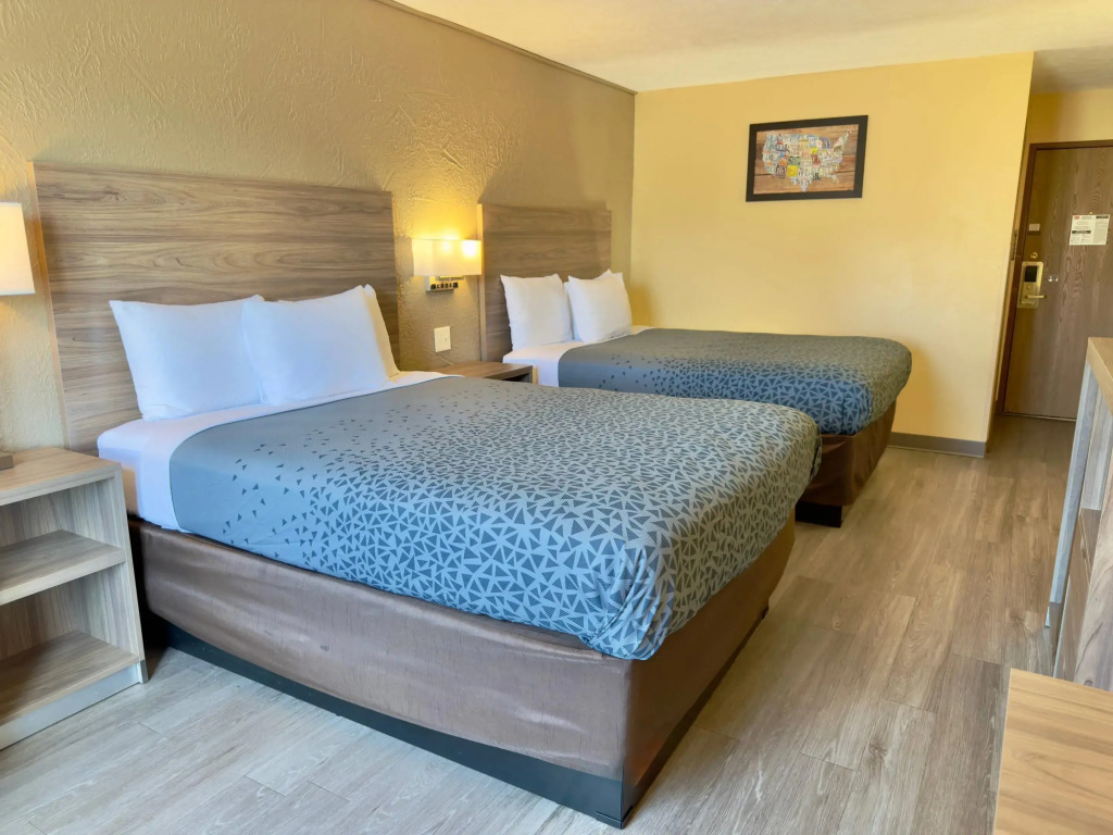 Econo Lodge Lansing - Leavenworth