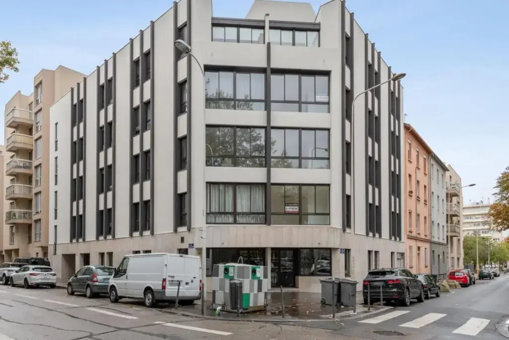 Luxurious flat in Monplaisir district in Lyon 2 min to the metro - Welkeys