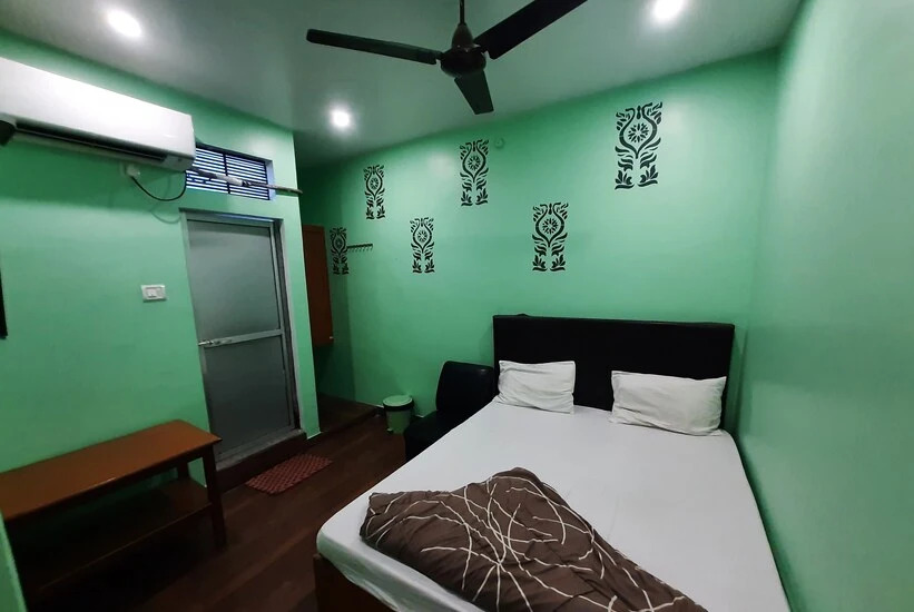 Hotel J.J Residency