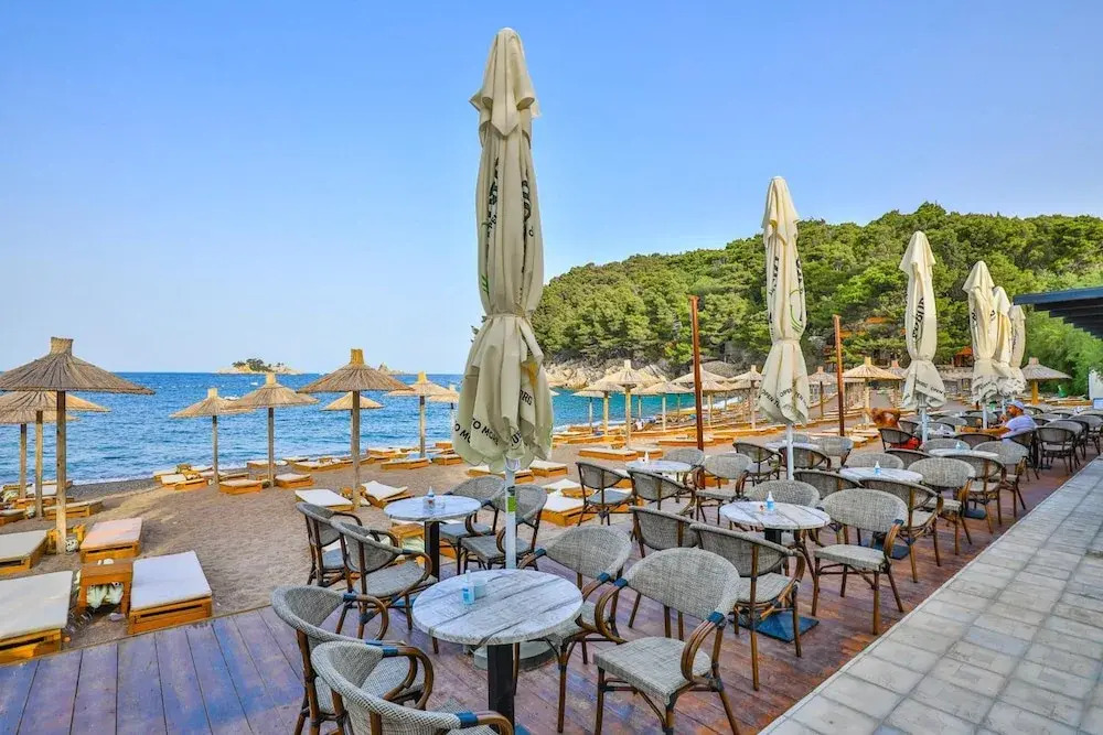 Hotel Plaza Lucice