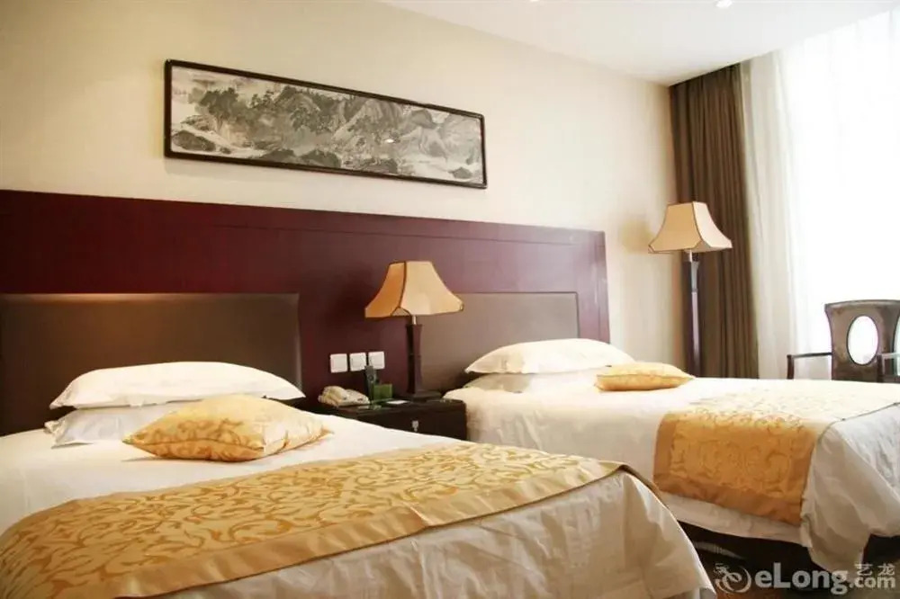 Zhongyi Pengao Hotel