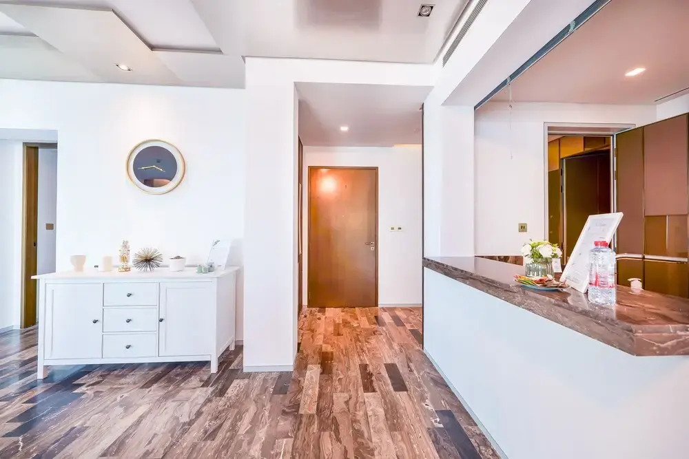 Tanin - Stunning Fendi Apt for 8 Facing Palm Jumeirah
