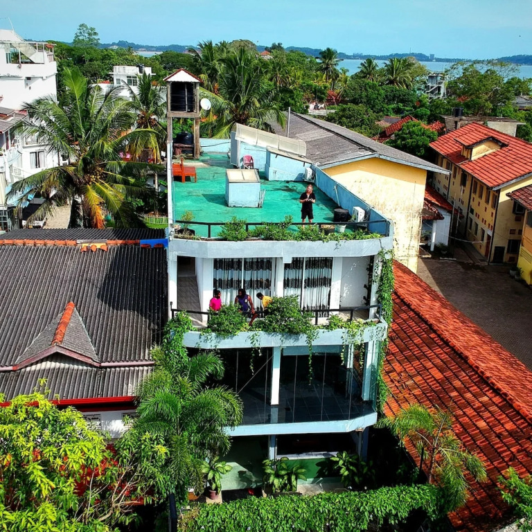 Co-Living Memories Hostel & Restaurant